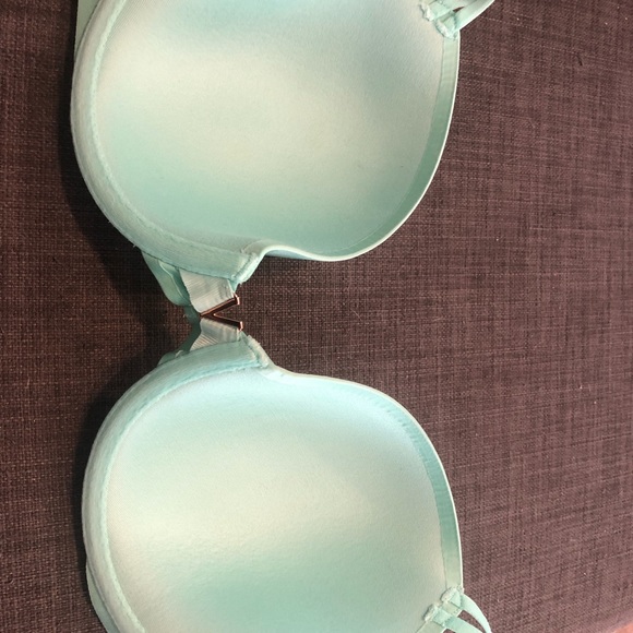 VS lightly lined Demi bra 34D full coverage - Picture 4 of 6